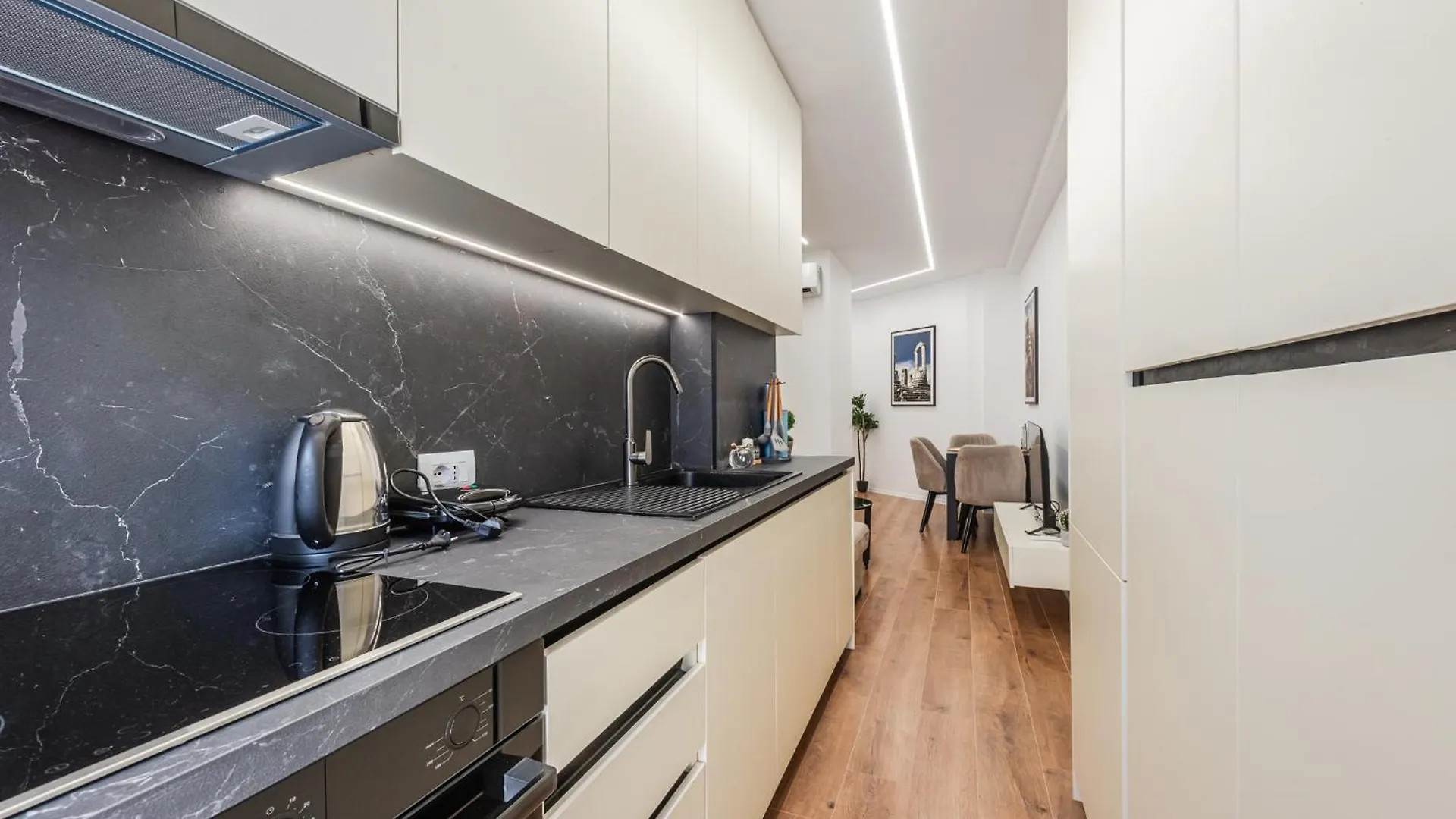 Gallery Apartments By Kondo Stays 地拉那