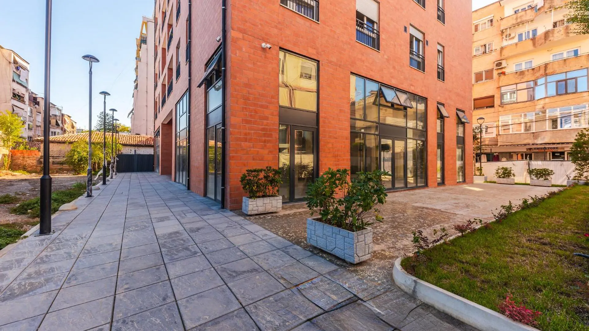 Gallery Apartments By Kondo Stays 地拉那 阿尔巴尼亚